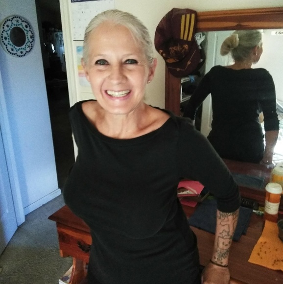 Meet your Posher, Starra - Picture 1 of 1